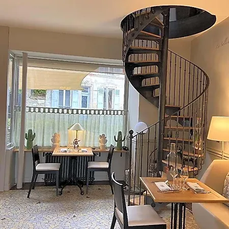 Du Chasseur Hotel Maurepas (Yvelines)